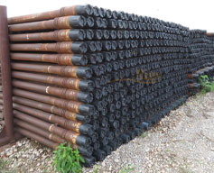 Slant Service Rig Tripping Pipe