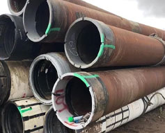 Tripping Pipe Drilling Rig